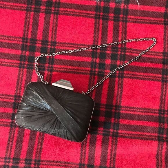 Sandra Roberts black classic clutch - Picture 4 of 8